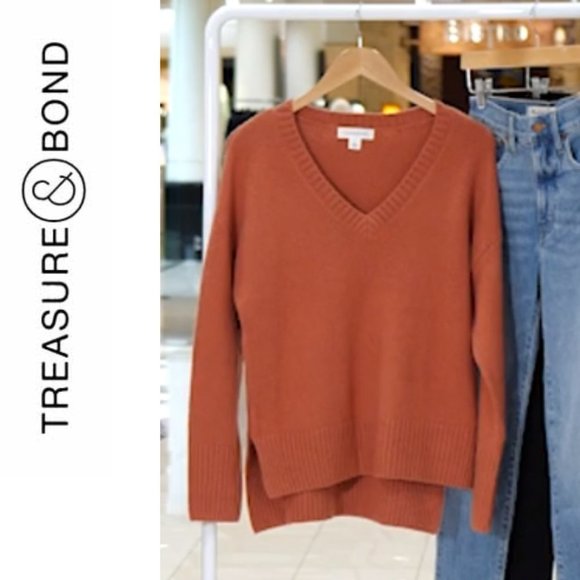 NEW Treasure & Bond High/Low V-Neck Sweater in Rust Marsala, Size X-Small - Picture 3 of 6